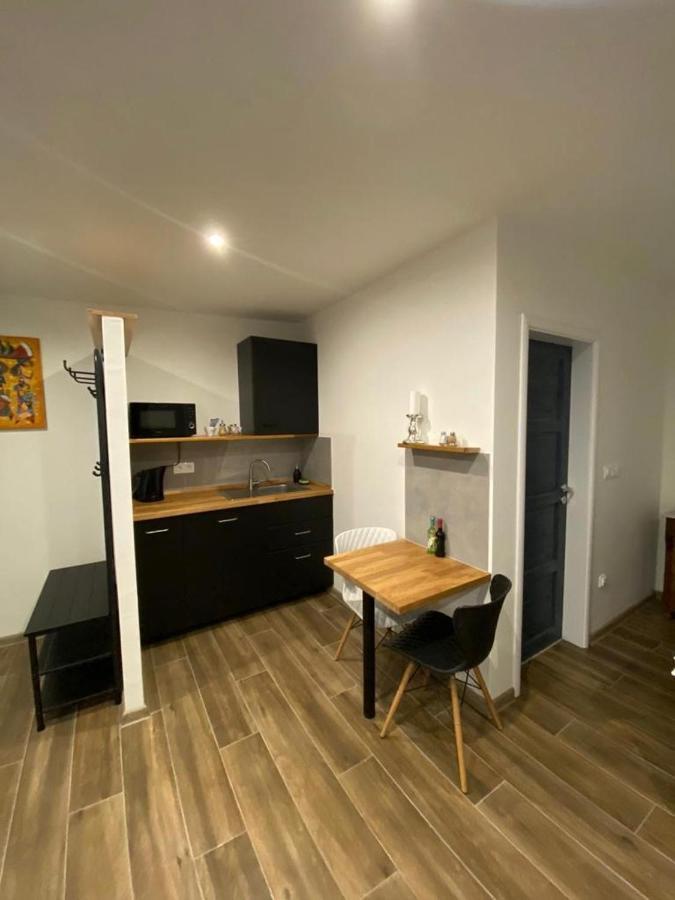 Apartman Ginko I Bratislava Ngoại thất bức ảnh