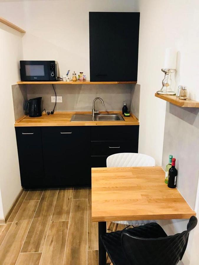 Apartman Ginko I Bratislava Ngoại thất bức ảnh